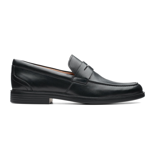 Shoes for Men - Men's Footwear Online Dubai, UAE